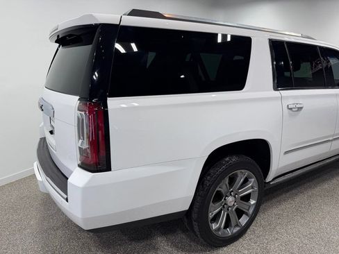 Used 2015 GMC Yukon XL Denali w/ Touring Package AWD/4WD image 14