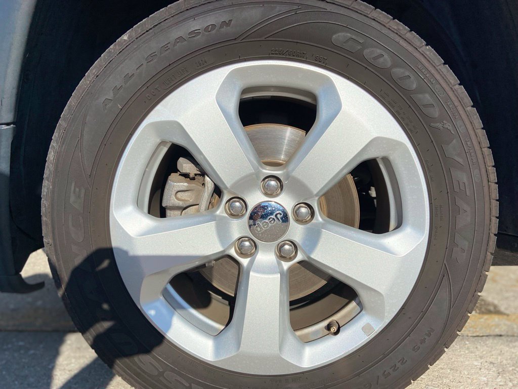Used 2018 Jeep Compass Latitude w/ Popular Equipment Group AWD/4WD image 10