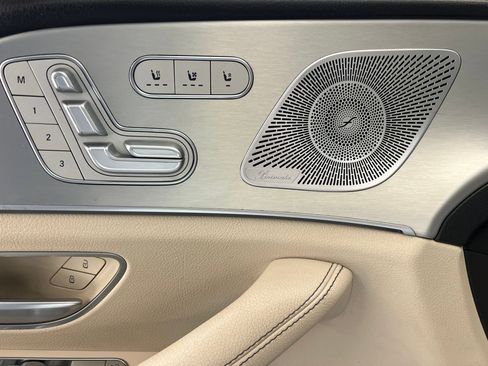 Used 2020 Mercedes-Benz GLS 450 4MATIC image 24