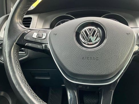 Used 2016 Volkswagen Golf SE w/ Lighting Package image 21