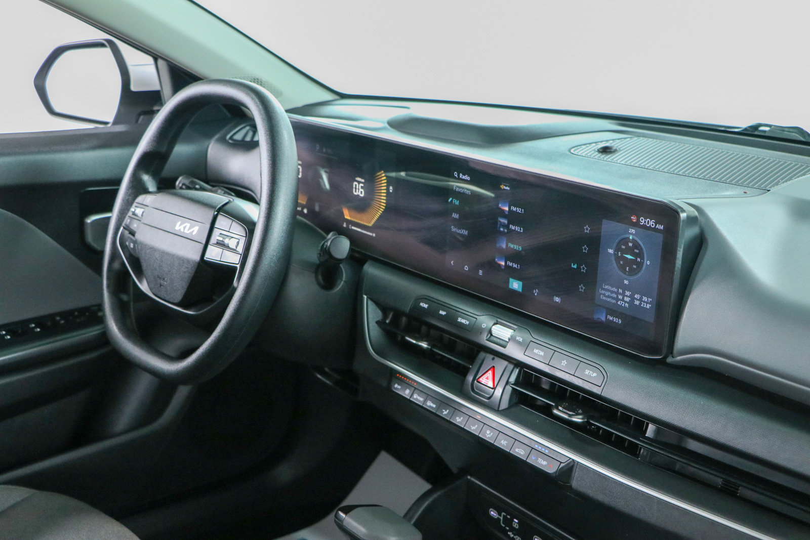 Used 2025 Kia K4 FWD image 25