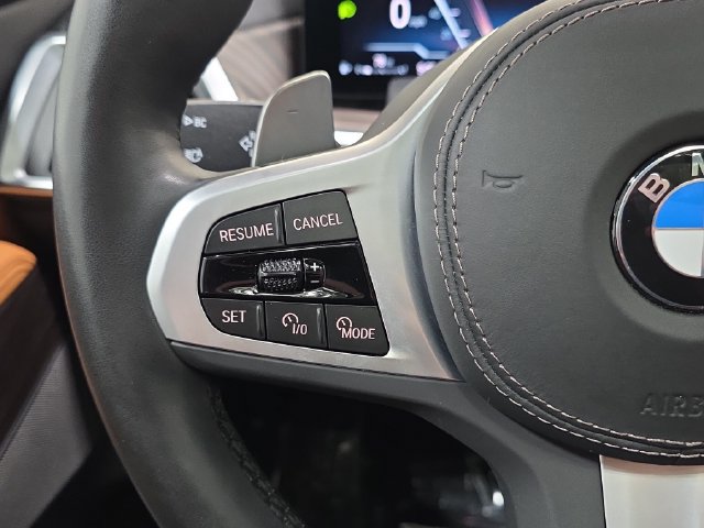 Certified 2025 BMW X7 xDrive40i w/ M Sport Package AWD/4WD image 13