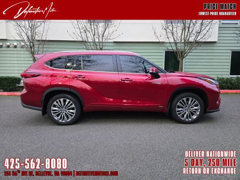 Used 2021 Toyota Highlander Platinum image 2