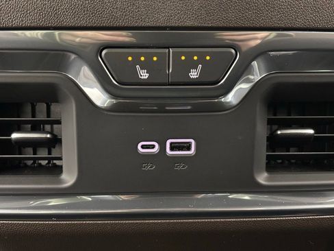 New 2026 GMC Sierra 2500 Denali w/ Denali Reserve Package image 7