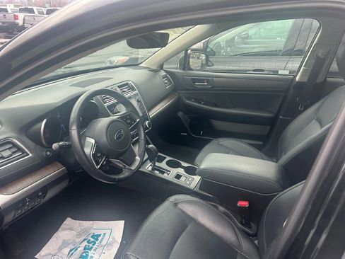 Used 2018 Subaru Outback 2.5i Limited image 17