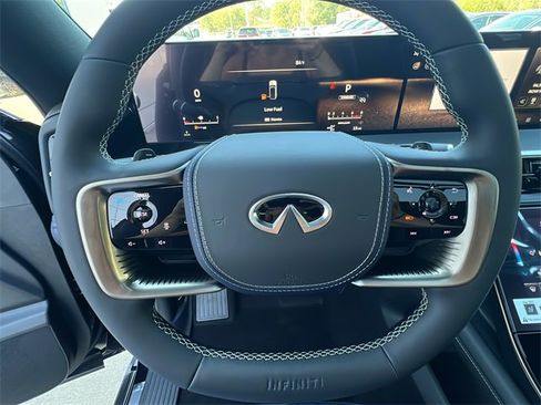 New 2026 INFINITI QX80 4WD image 22