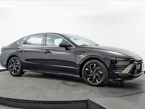 Used 2025 Hyundai Sonata SEL FWD image 11