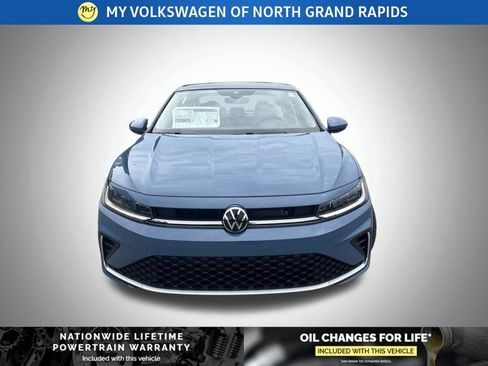 New 2026 Volkswagen Jetta SE FWD image 2