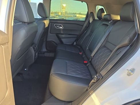 New 2026 Nissan Rogue Platinum w/ Platinum Premium Package AWD/4WD image 13