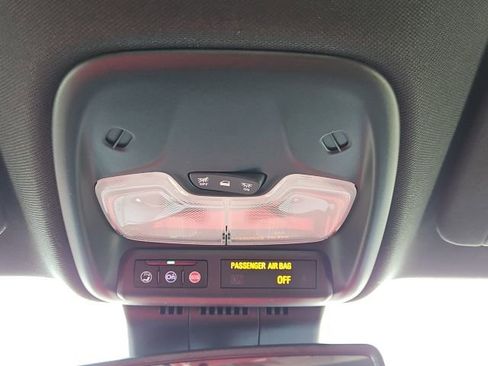 New 2026 GMC Canyon Elevation w/ Convenience Package image 37