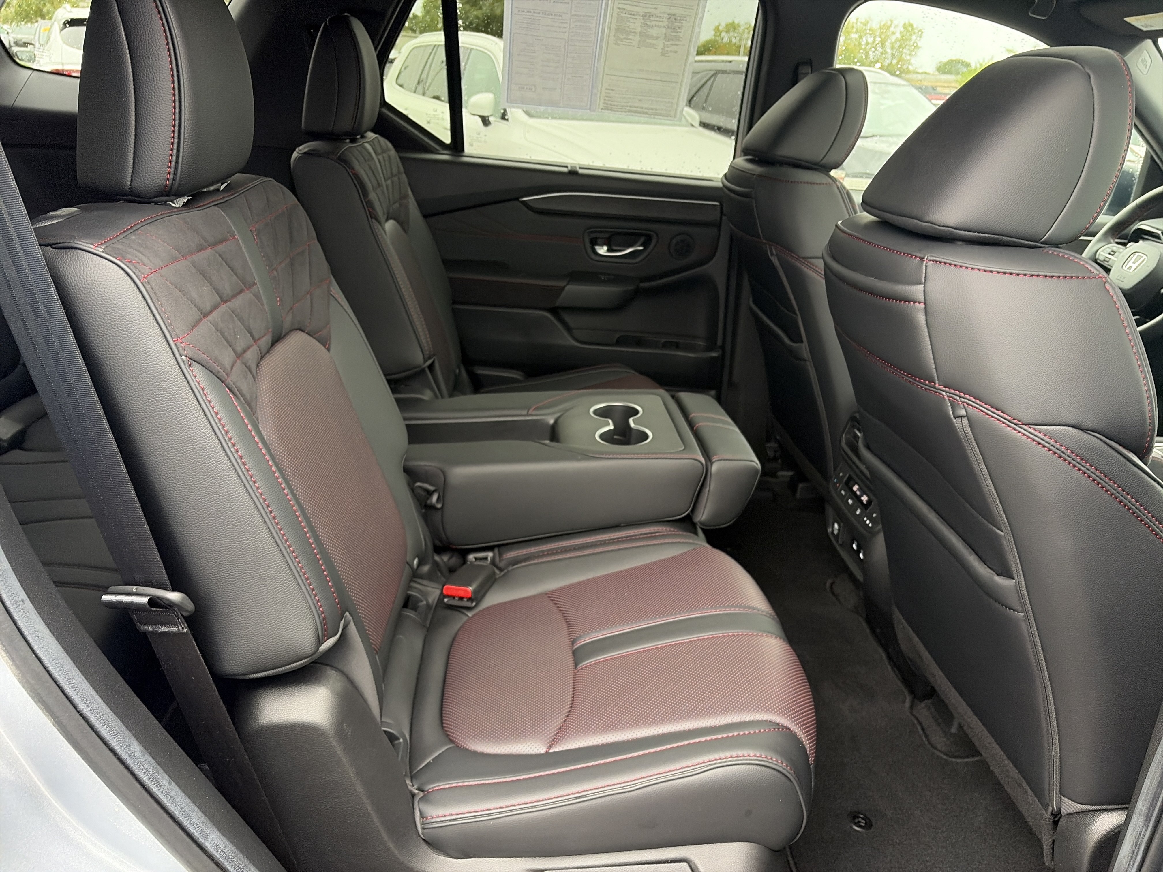 Certified 2026 Honda Pilot Black Edition image 17