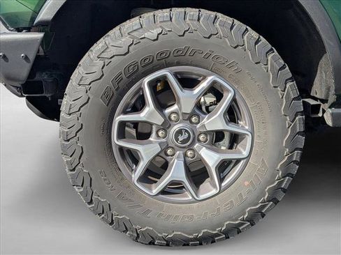 Used 2024 Ford Bronco Badlands image 18