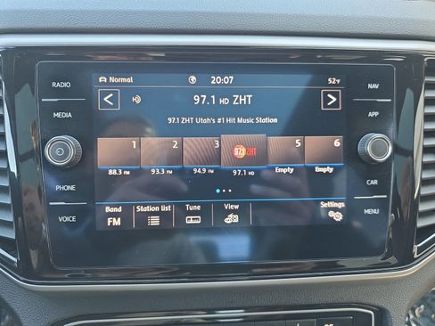Used 2020 Volkswagen Atlas Cross Sport SEL AWD/4WD image 27
