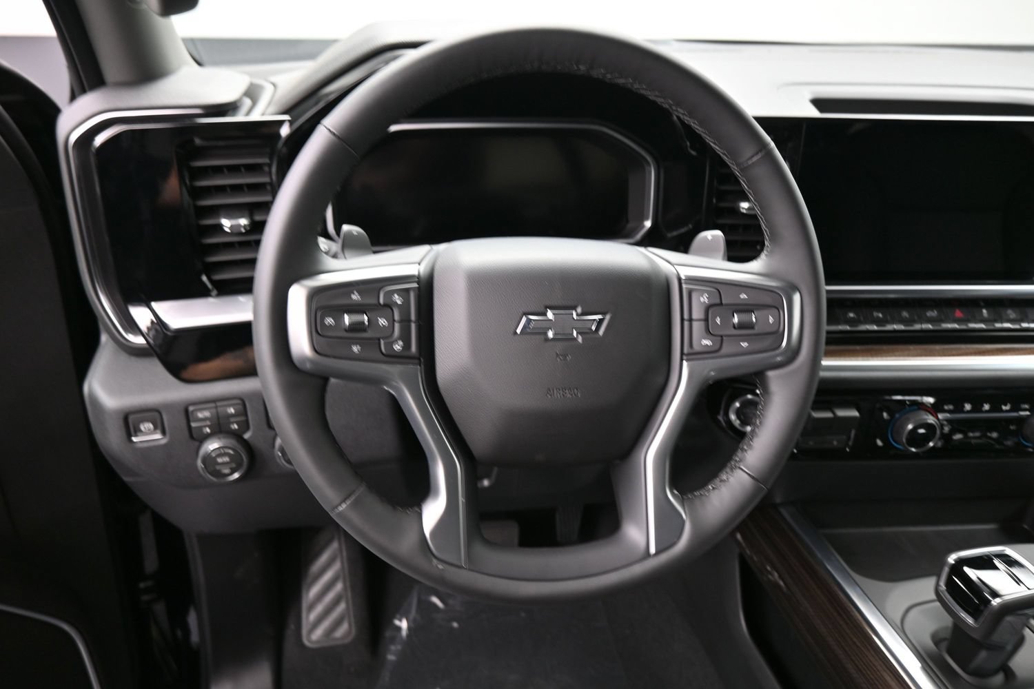 New 2026 Chevrolet Silverado 1500 RST w/ Safety Package AWD/4WD image 14