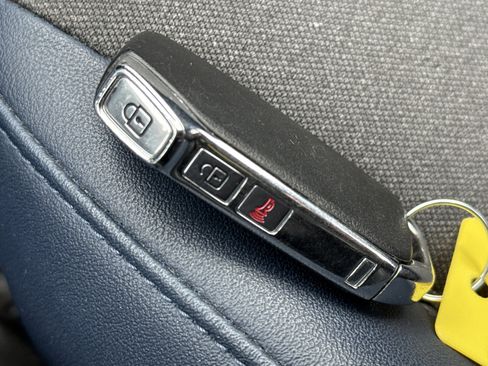 Certified 2024 Kia Seltos S image 29