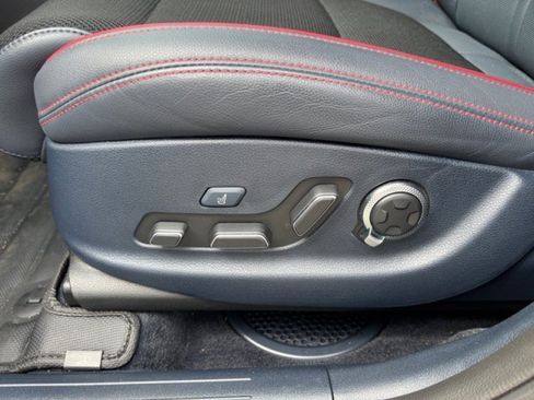 Used 2023 Genesis GV70 2.5T w/ Sport Prestige Package AWD/4WD image 11