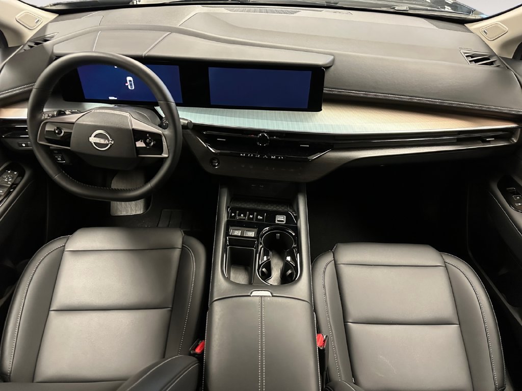 Used 2025 Nissan Murano SL w/ Cargo Package AWD/4WD image 2