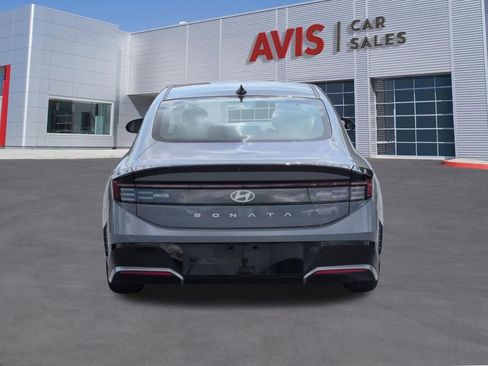 Used 2025 Hyundai Sonata SEL FWD image 7