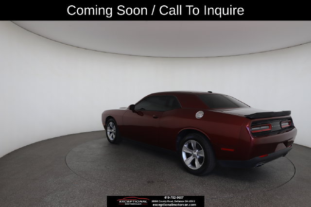 Used 2017 Dodge Challenger SXT RWD image 10