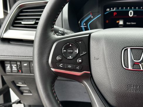 Certified 2024 Honda Odyssey Sport image 11