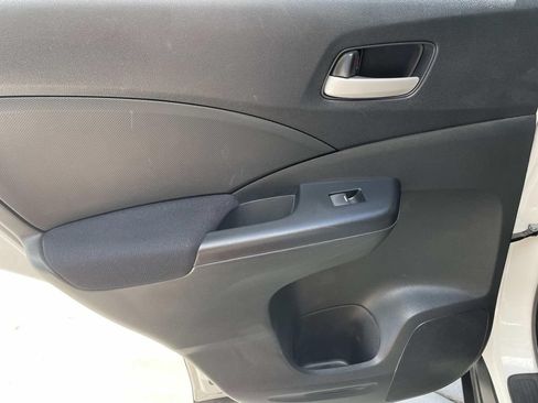 Used 2016 Honda CR-V SE image 11