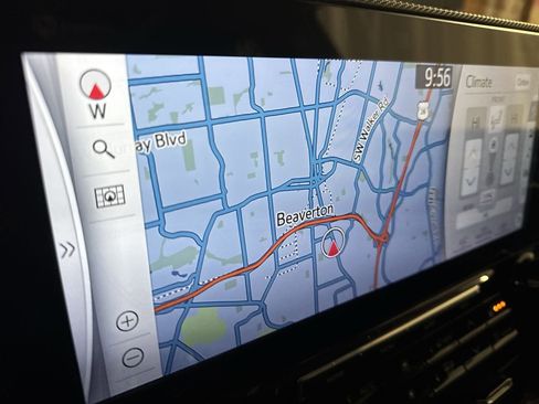 Used 2021 Toyota Highlander Platinum image 26