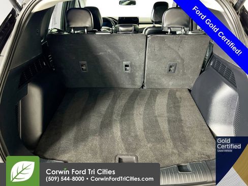 Used 2025 Ford Escape Platinum image 15