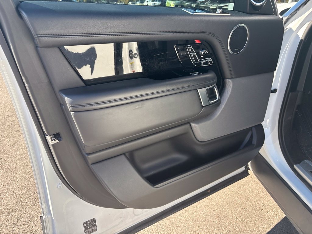 Used 2020 Land Rover Range Rover HSE AWD/4WD image 7