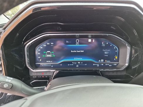 Used 2023 Chevrolet Silverado 1500 LT image 37