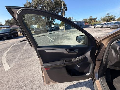 Used 2021 Ford Escape S image 14