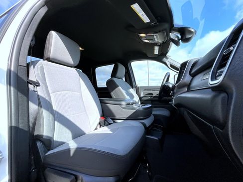 Used 2024 RAM 2500 Big Horn image 16