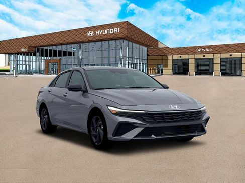New 2026 Hyundai Elantra Sport image 11
