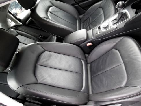 Used 2016 Audi A3 2.0T Premium image 22