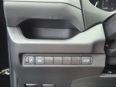 Used 2024 Toyota RAV4 XLE w/ Convenience Package FWD image 24