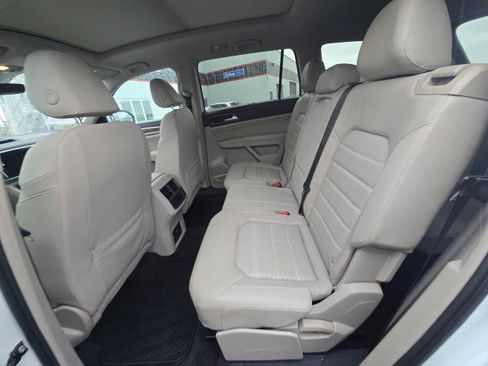 Used 2019 Volkswagen Atlas SEL Premium image 19