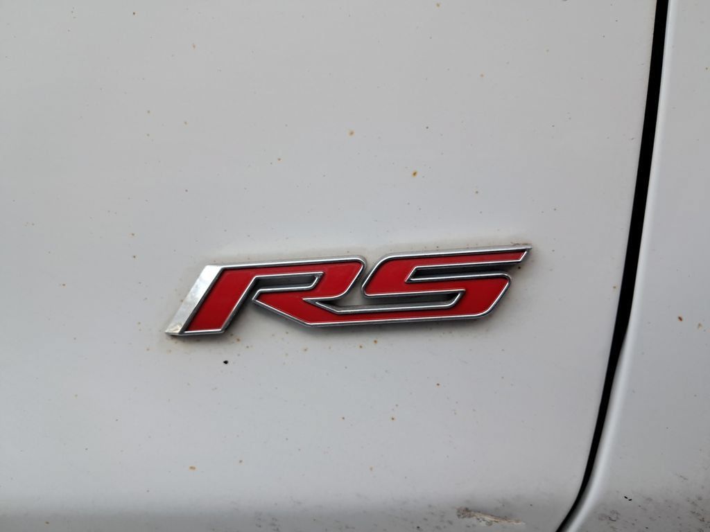 Used 2018 Chevrolet Cruze Premier FWD image 12