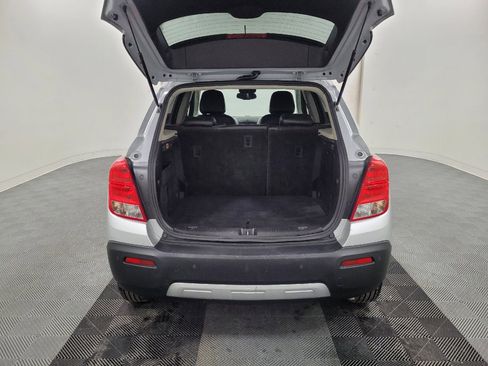 Used 2016 Chevrolet Trax LT w/ LT Convenience Package image 29