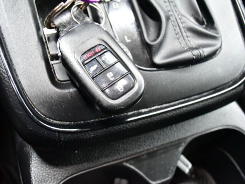 Used 2025 Honda CR-V EX image 30