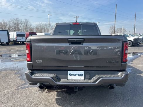 New 2026 RAM 1500 Express AWD/4WD image 4