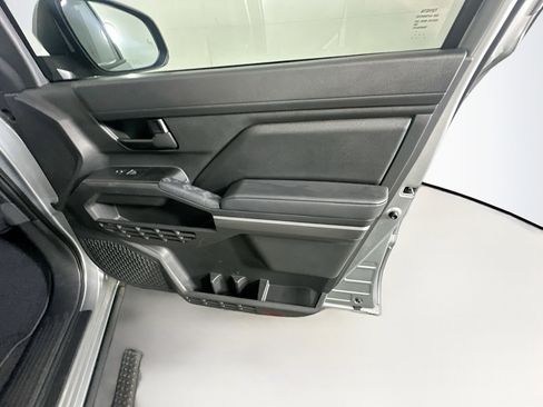 Used 2024 Toyota Tacoma SR5 RWD image 31