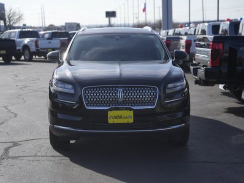 Used 2022 Lincoln Nautilus Reserve image 3