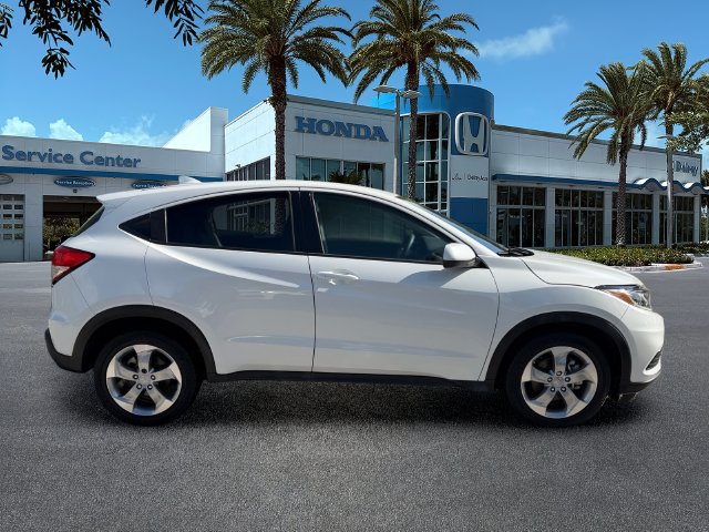 Used 2019 Honda HR-V LX image 9