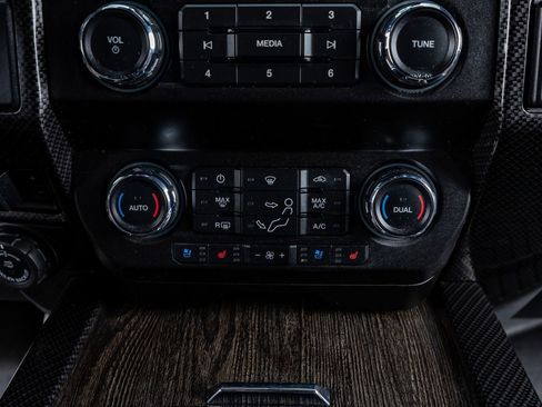 Used 2021 Ford F250 Lariat w/ Lariat Ultimate Package image 26