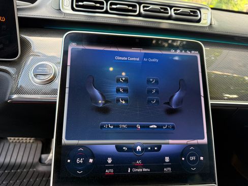Used 2023 Mercedes-Benz S 580 4MATIC Sedan image 43