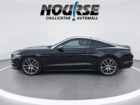 Used 2017 Ford Mustang Premium RWD image 5