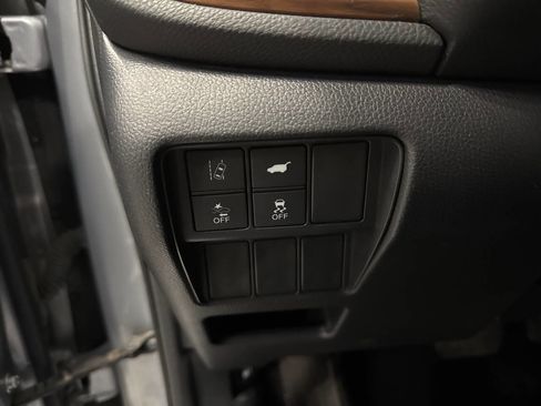 Used 2017 Honda CR-V Touring image 24