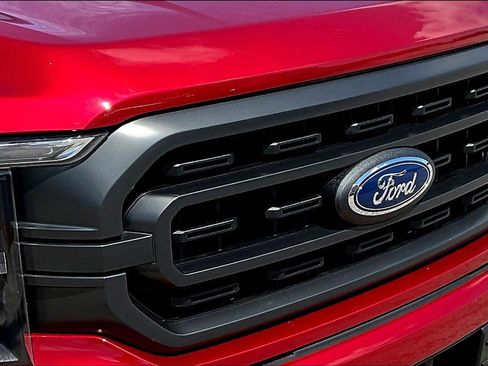 Used 2022 Ford F150 XLT w/ Equipment Group 302A High image 31