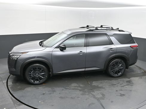 New 2026 Nissan Pathfinder SL w/ SL Premium Package FWD image 35