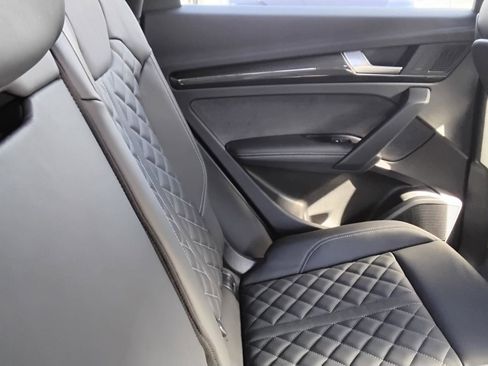 Used 2023 Audi SQ5 Premium Plus w/ Premium Plus Package image 25