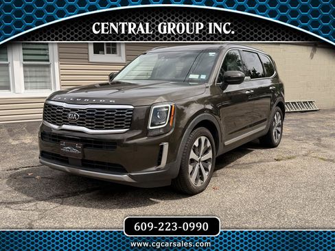 Used 2020 Kia Telluride S AWD/4WD image 1